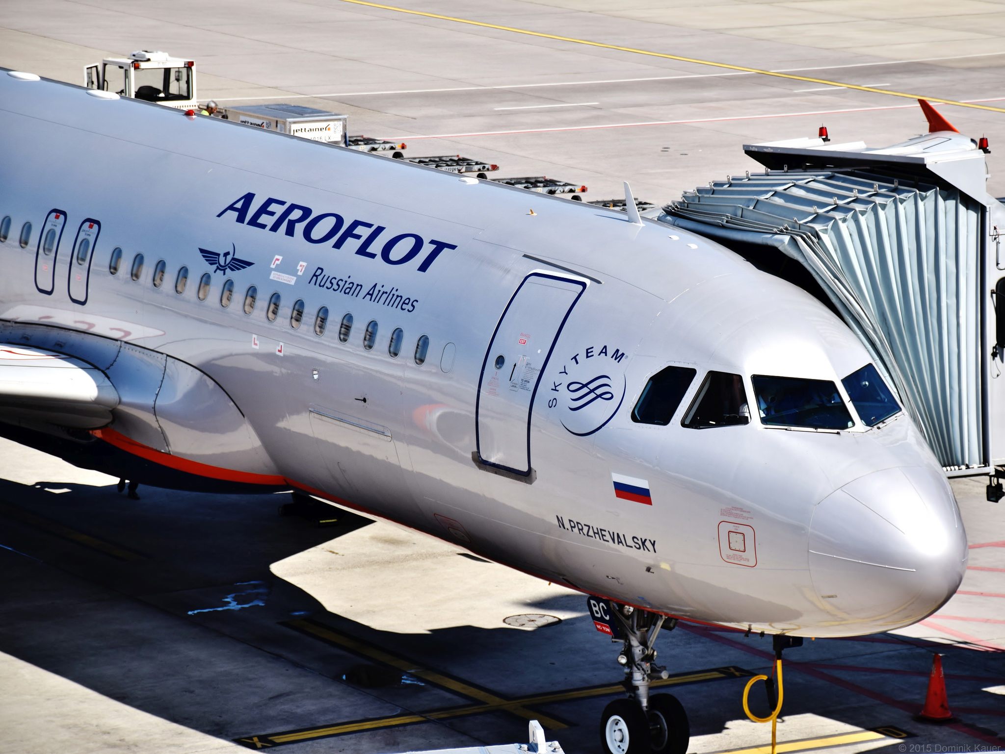 Aeroflot Airbus A320-214 | VQ-BBC (ZRH) par dxme sous (CC BY-SA 2.0) https://www.flickr.com/photos/_dxme/21941663826/ https://creativecommons.org/licenses/by-sa/2.0/