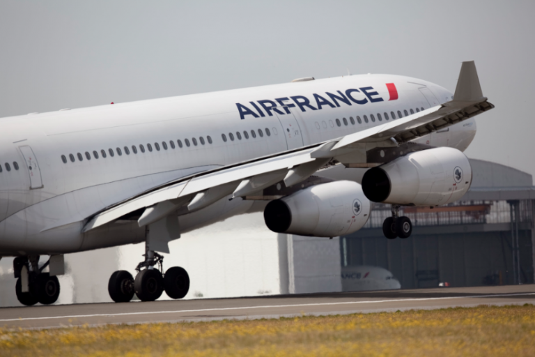 ©AirFrance - Un A340 d'Air France - by Virginie Valdois