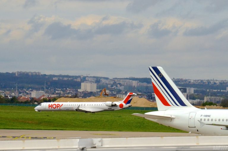CRJ et A320 HOP Air France - ORY - AAF_Aviation