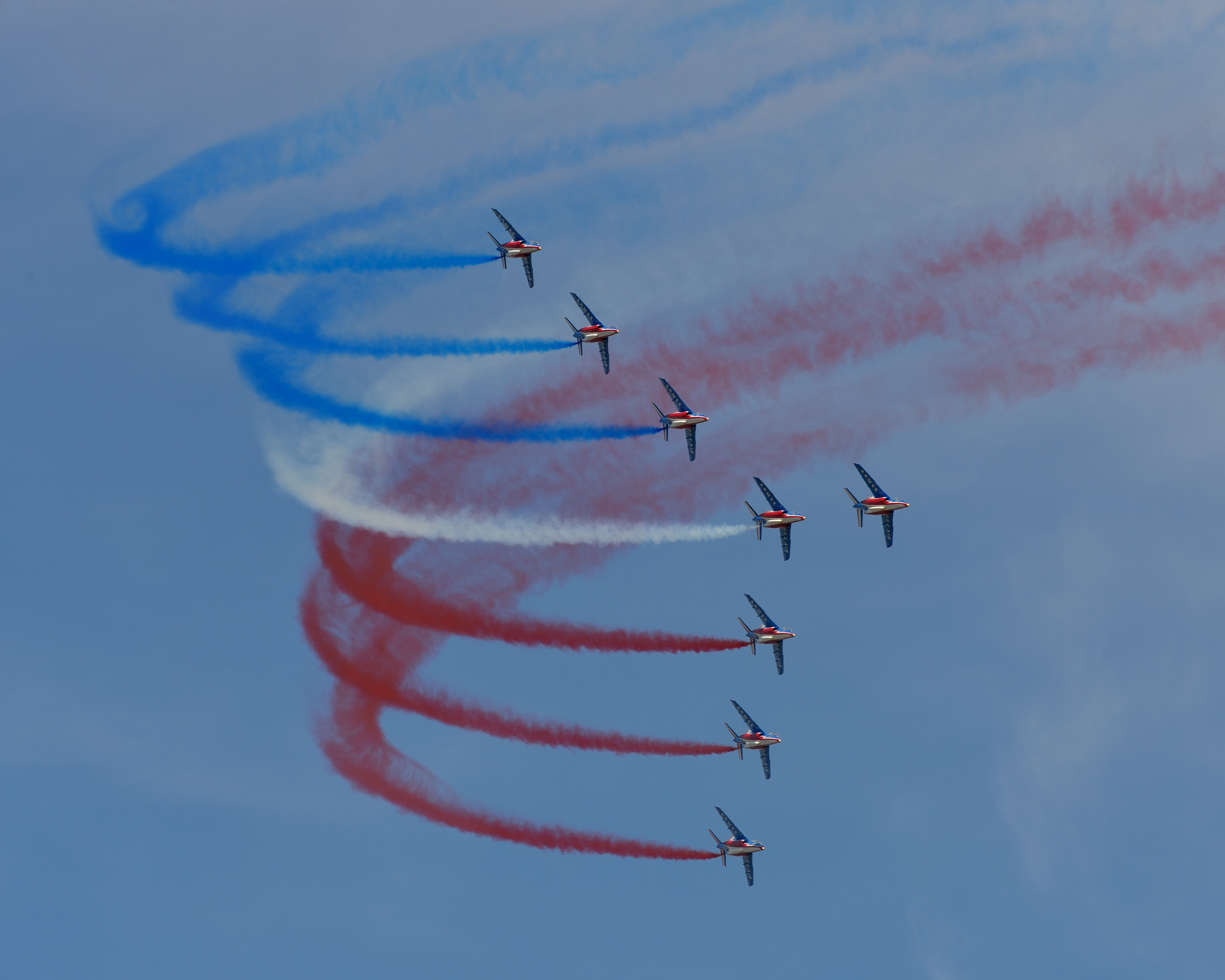 Французская пилотажная группа patrouille de france