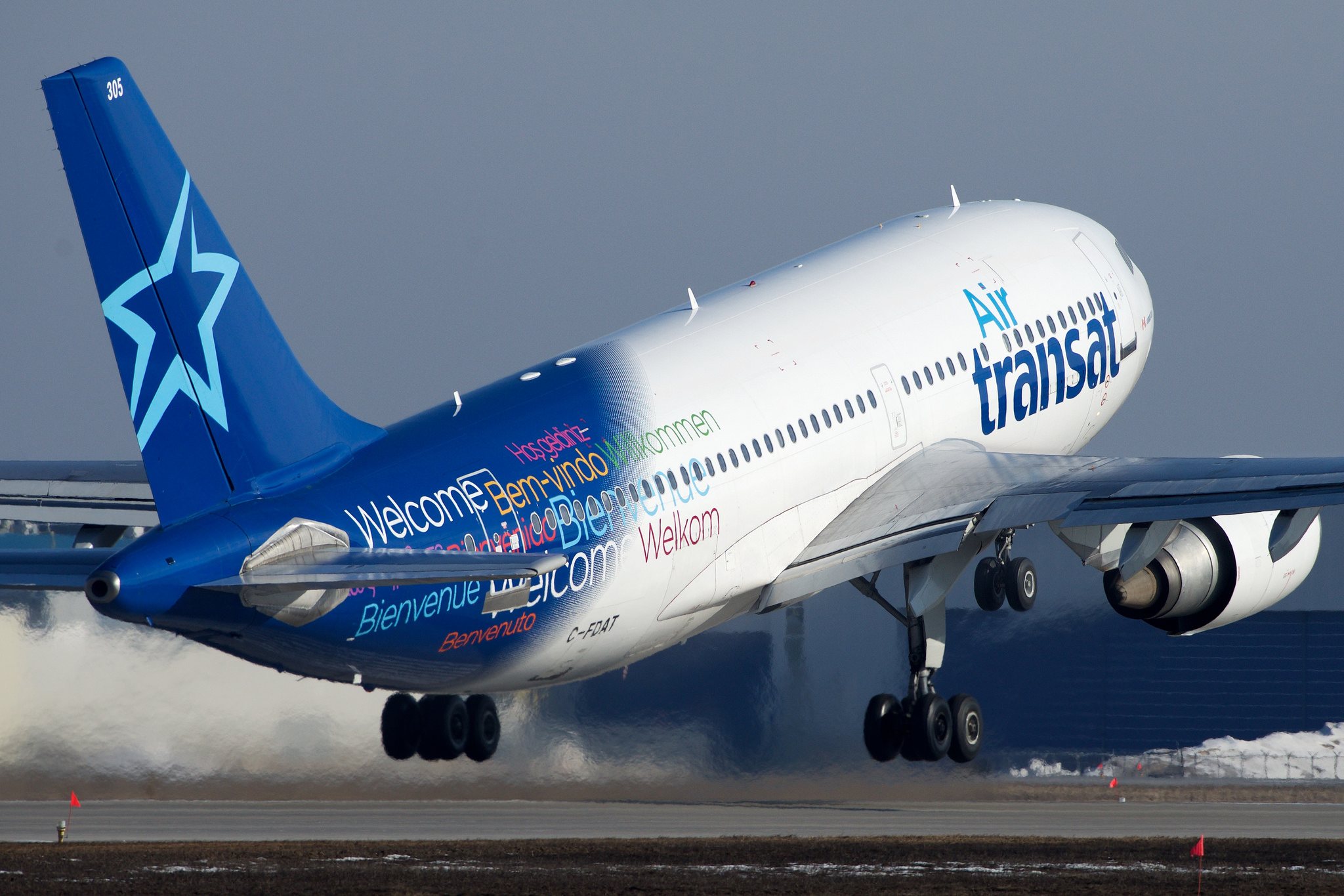 Air Transat Airbus A310 C-FDAT par BriYYZ