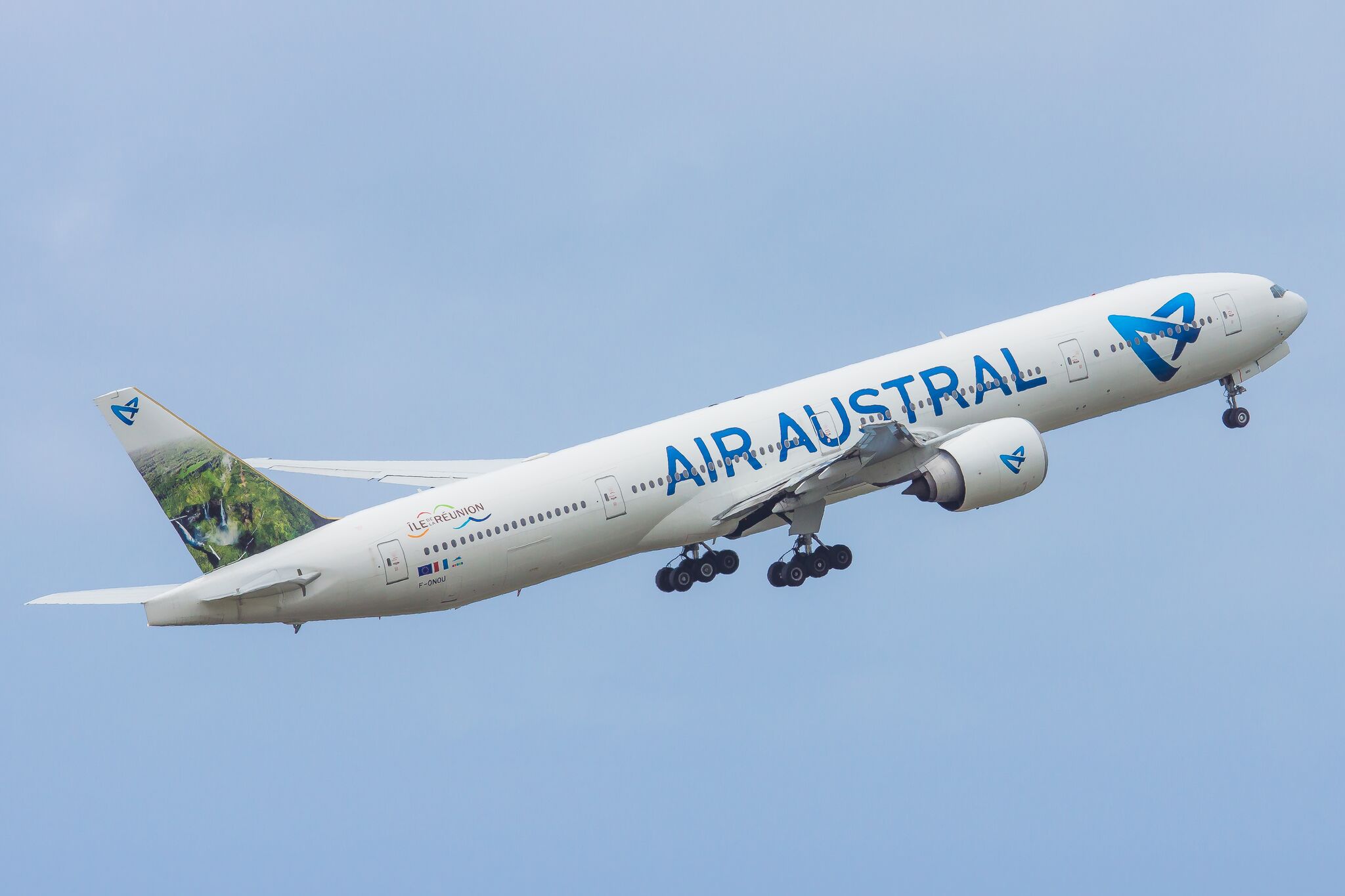 Air Austral Boeing 777-300