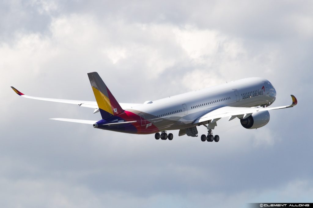 Asiana Airlines Airbus A350-941 cn 094 F-WZNY // HL8078