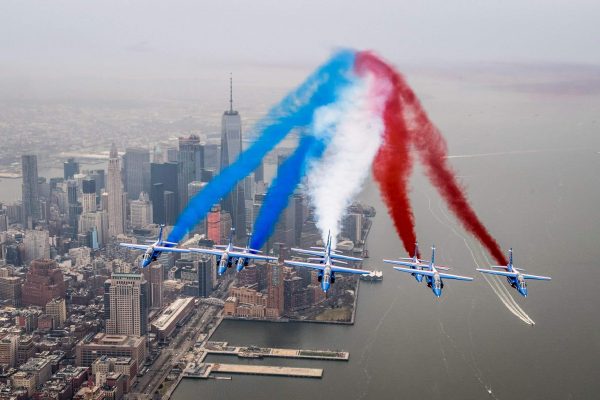 La Patrouille De France En Tournee Aux Usa Survole New York Actu Aero Aaf