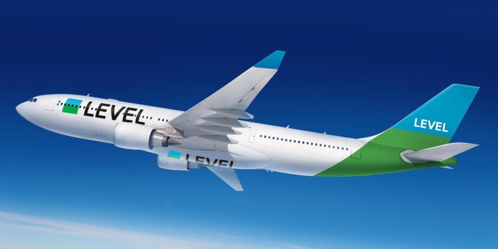 Airbus A330-200 LEVEL