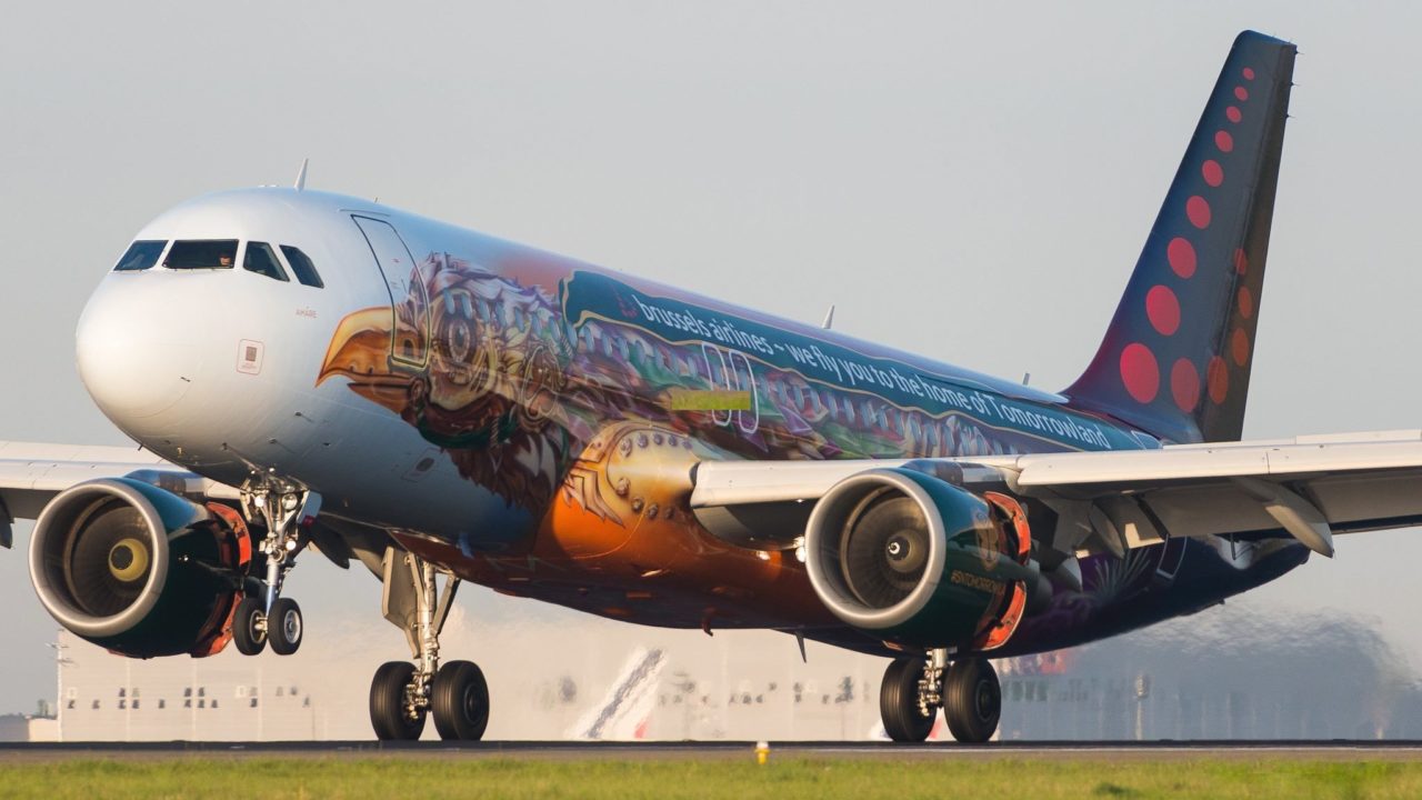 Airbus A320-214 Brussels Airlines "Tomorrowland Livery" OO-SNF