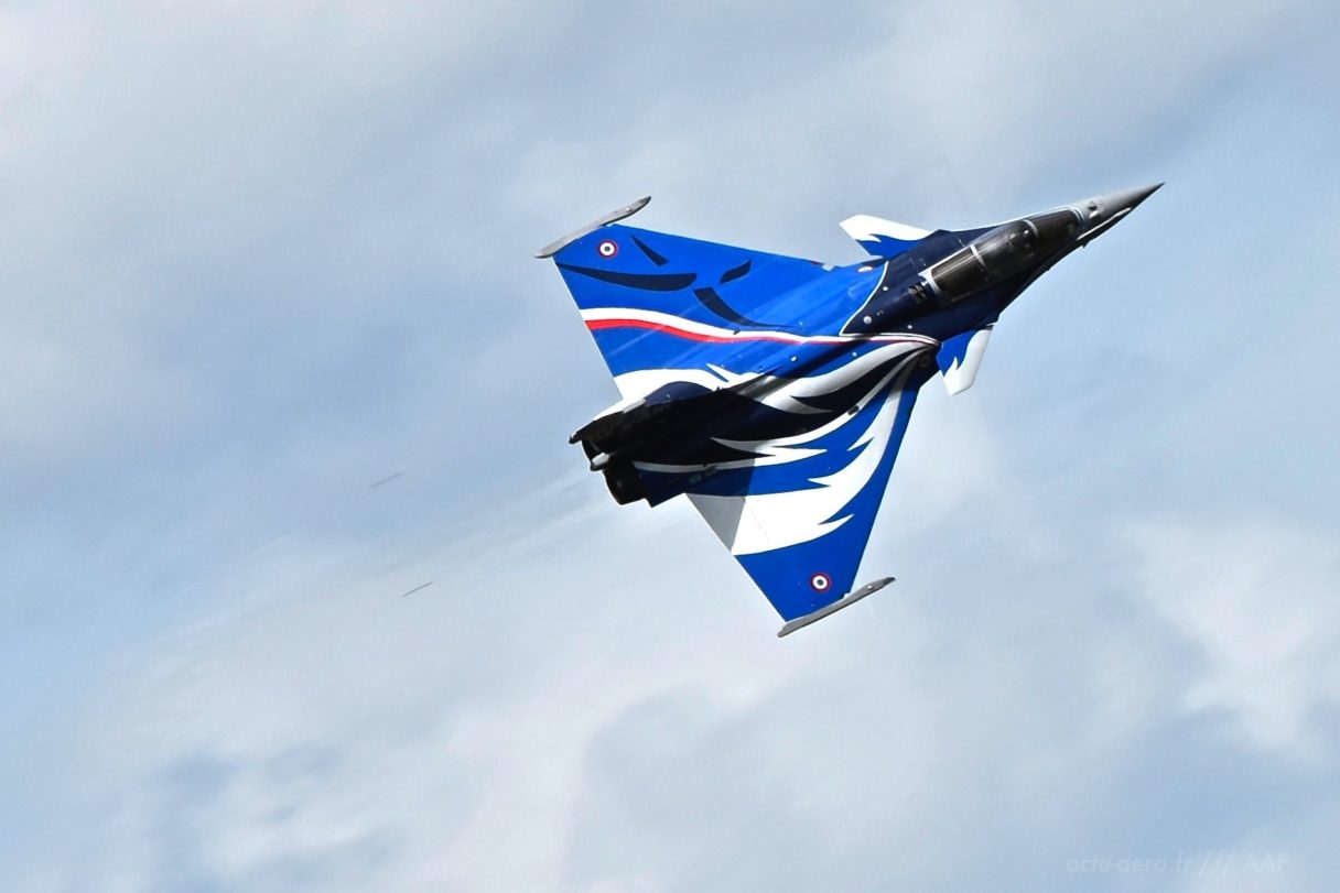 VIDEO] dernière démo du Rafale Solo Display avec « Marty » aux