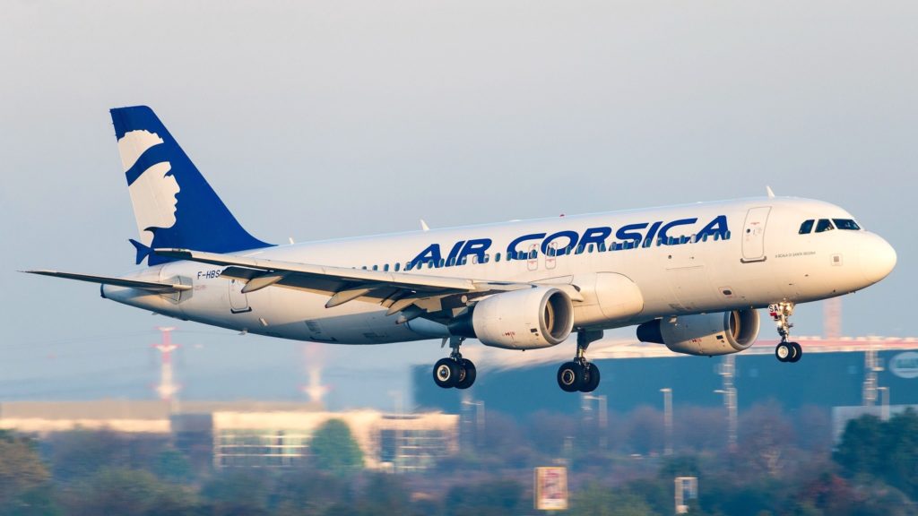 Airbus A320-216 Air Corsica F-HBSA