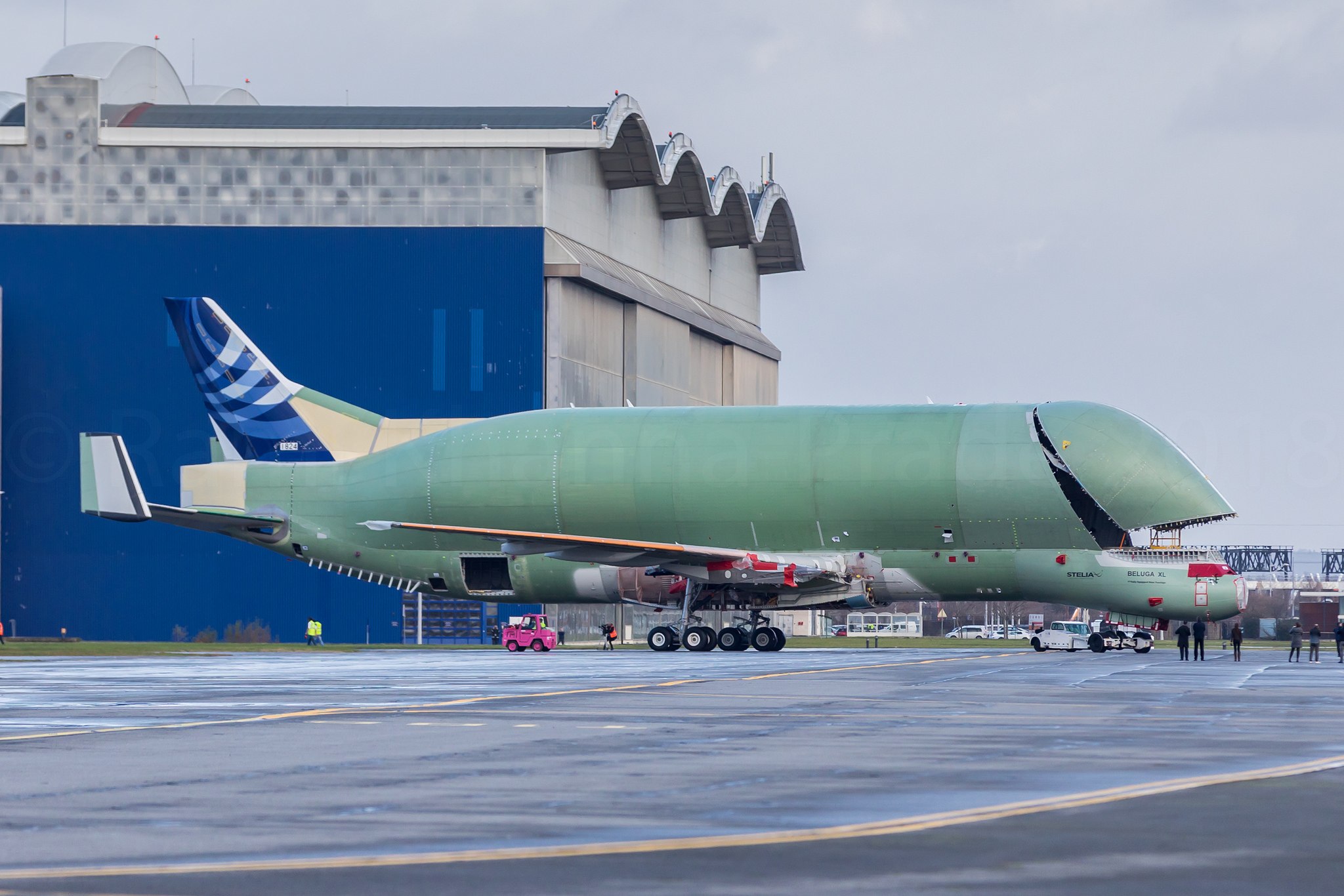 Le Premier Airbus Belugaxl Fait Sa Premiere Sortie A Toulouse f Actu Aero Fr