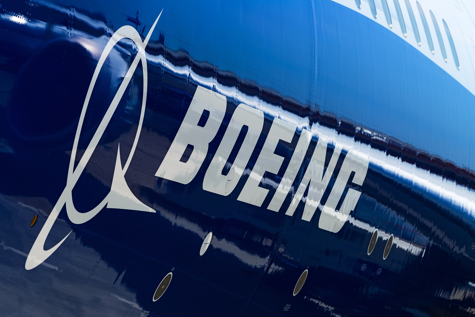 Le logo Boeing sur un B737 MAX 8