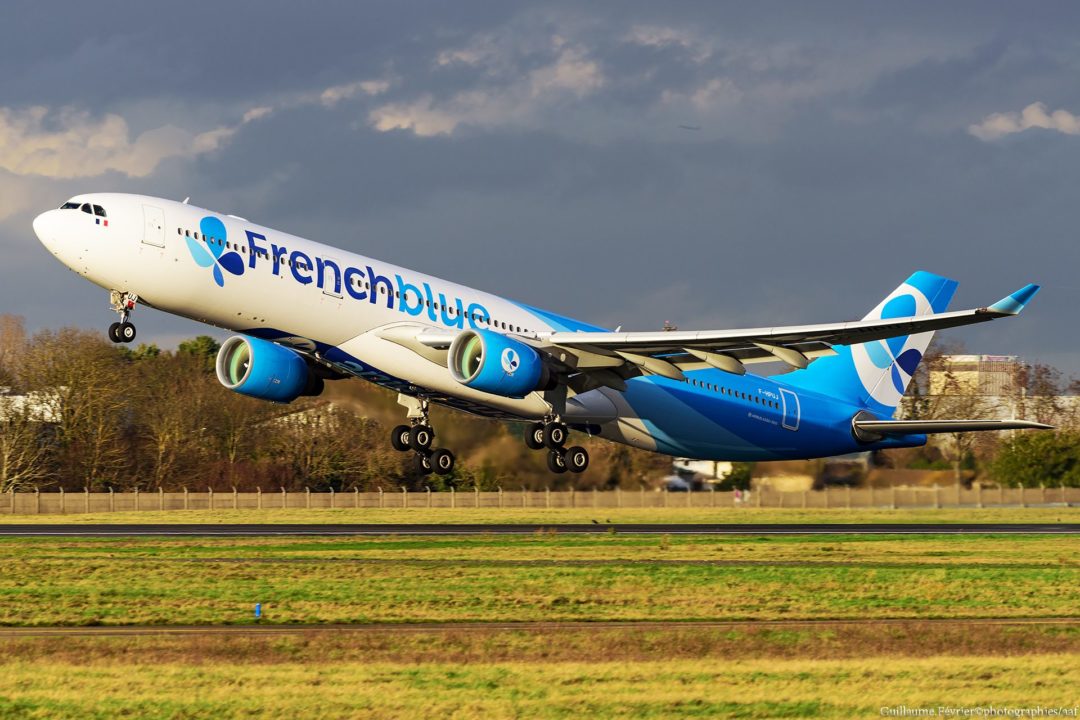 Airbus A330-323 French Blue F-HPUJ