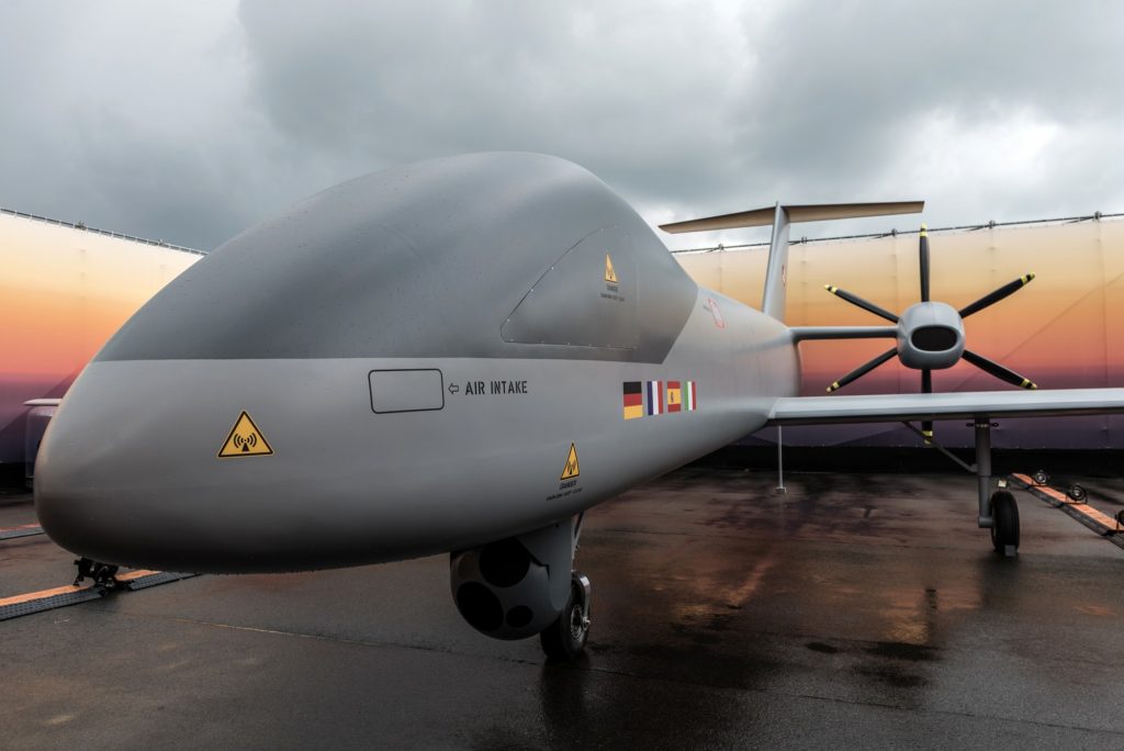 maquette grandeur nature du drone européen de moyenne altitude et longue endurance MALE RPAS