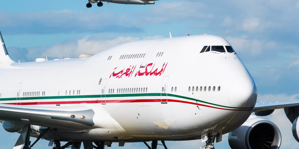Le CN-MBH est un 747-8 aux couleurs de la Royal Air Maroc, mais il appartient à la Royal Maroccan Air Force. Cette photo est prise lors d'un séjour sur Paris CDG.