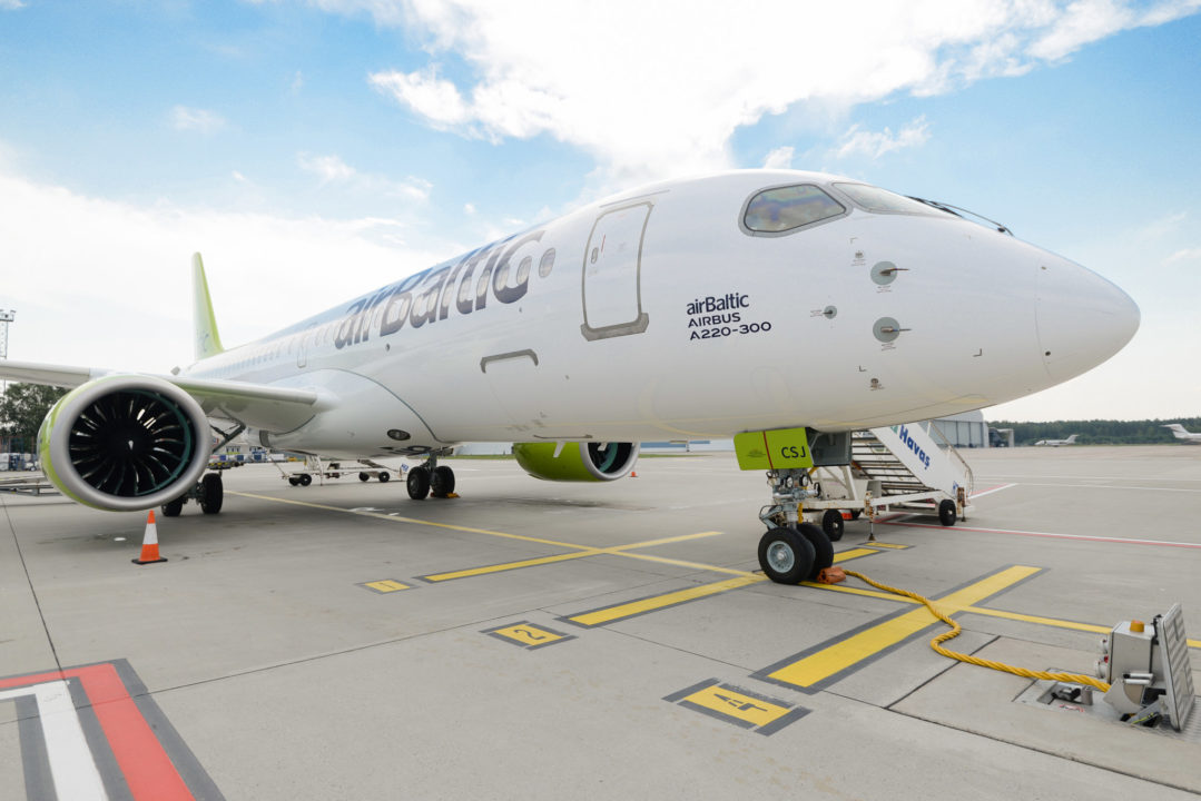 Airbus A220-300 airBaltic YL-CSJ