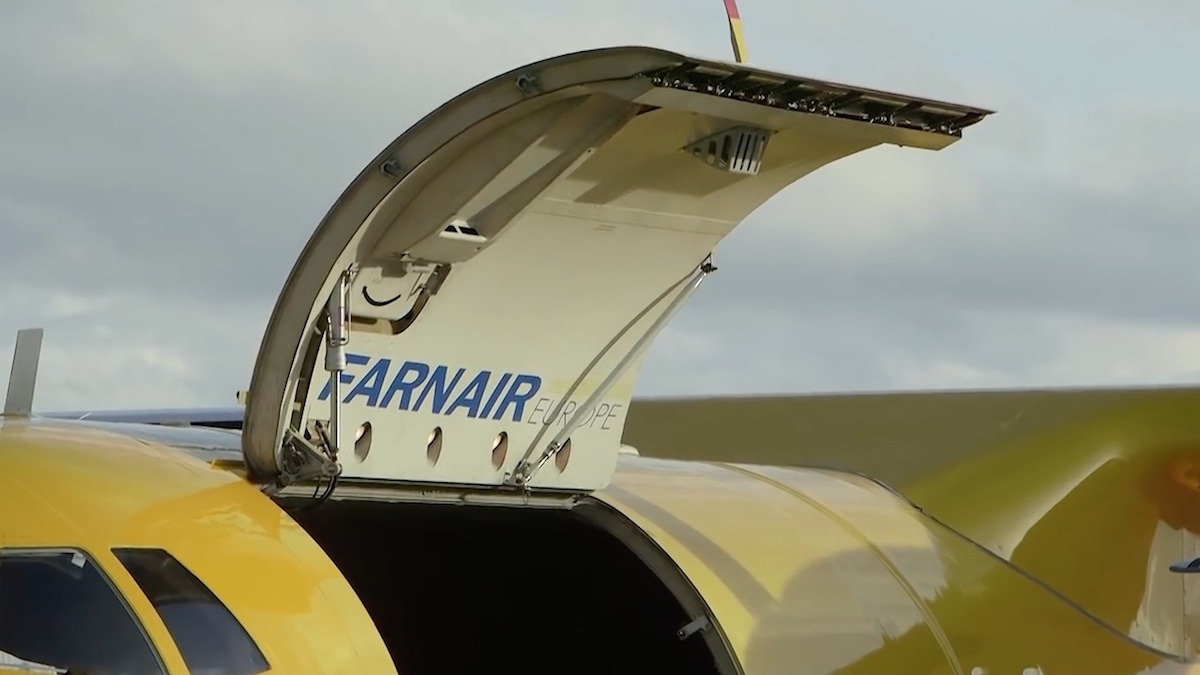 Large Porte Cargo d'IPR Conversions sur ATR72