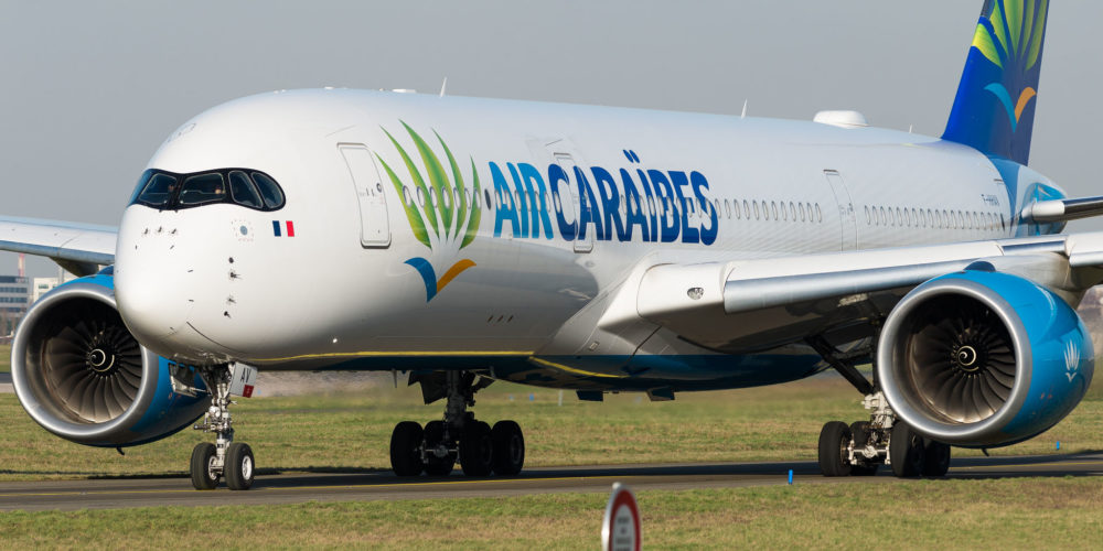 Airbus A350-900 Air Caraïbes F-HHAV