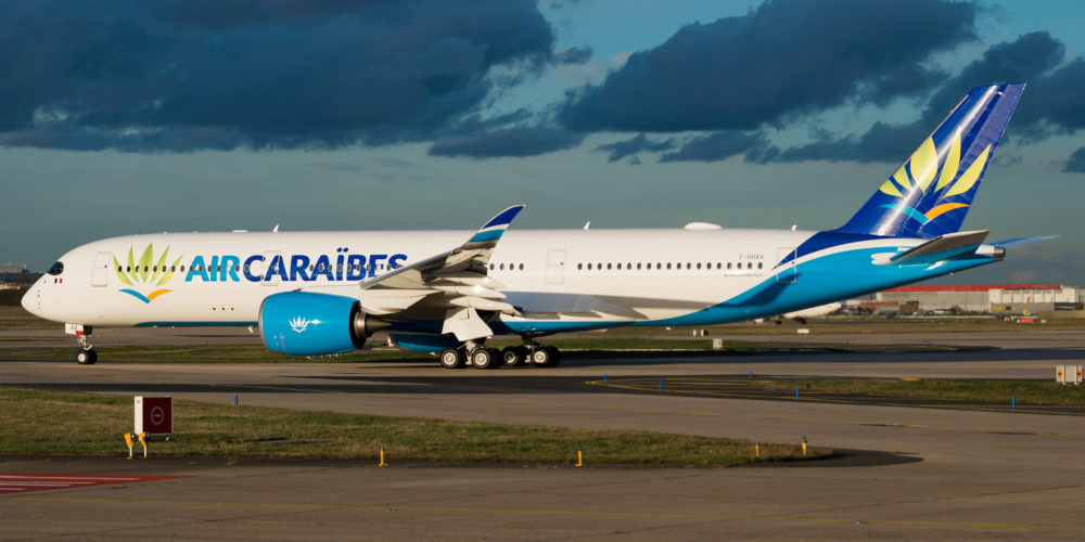 Airbus A350-900 Air Caraïbes F-HHAV