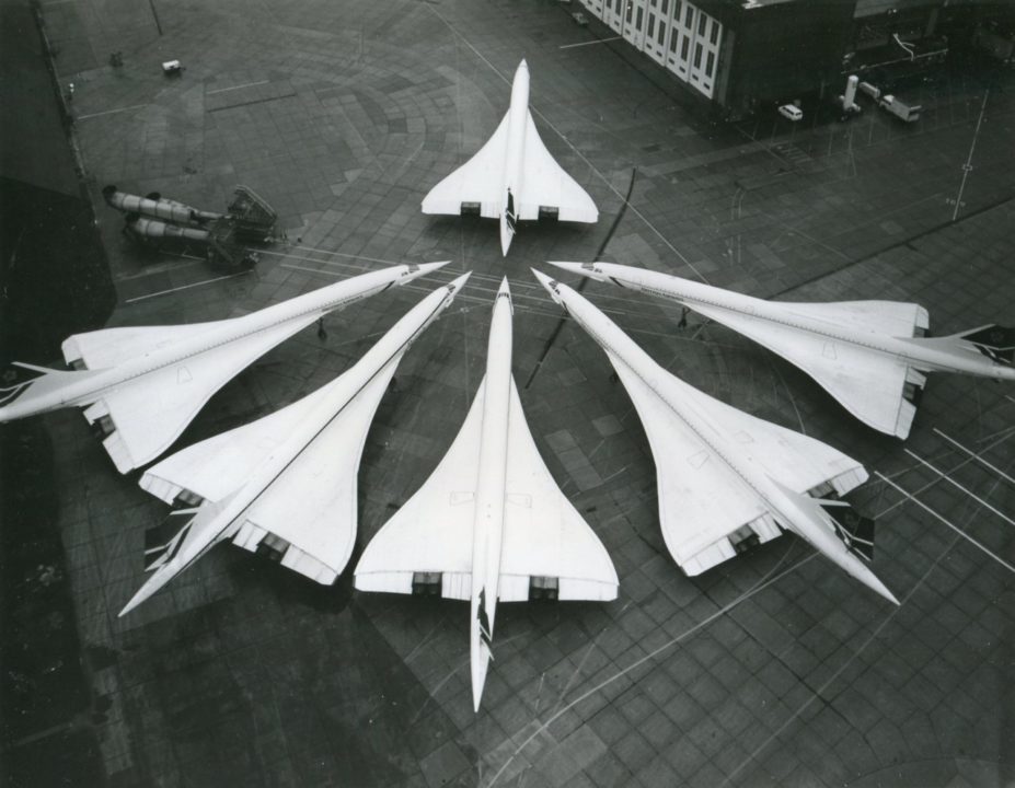 6 Concorde sur le tarmac