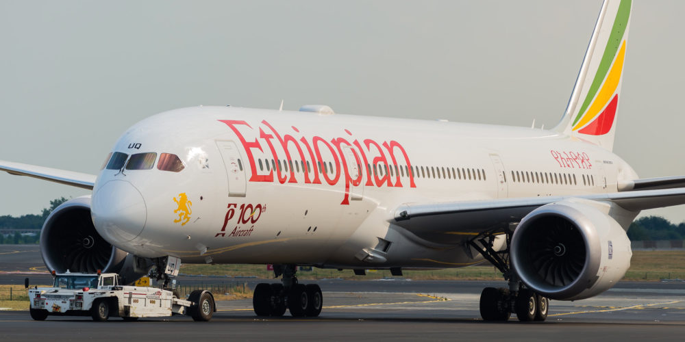 Boeing 787-900 Dreamliner Ethiopian Airlines ET-AUQ