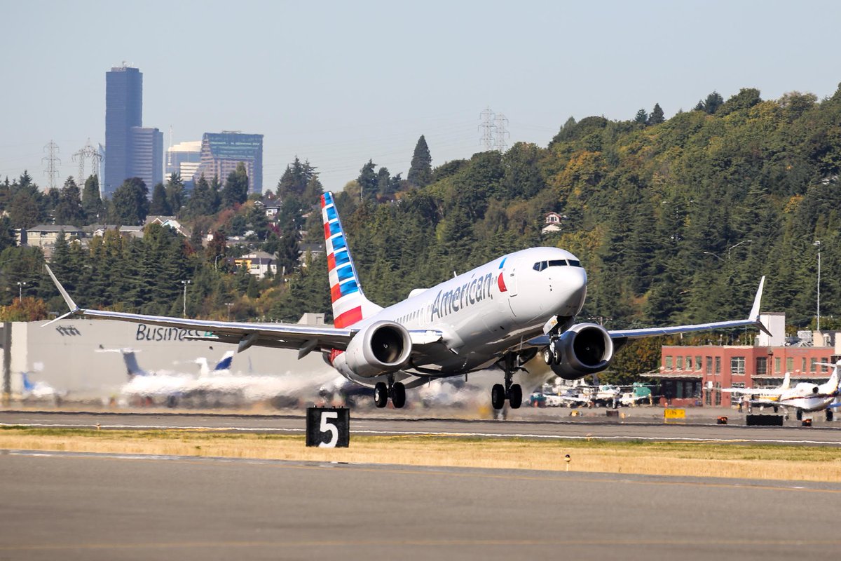 Boeing 737 MAX American Airlines