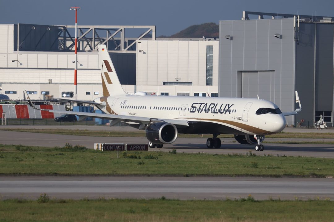 ’Airbus A321neo Starlux [B-58201 / D-AZAX]