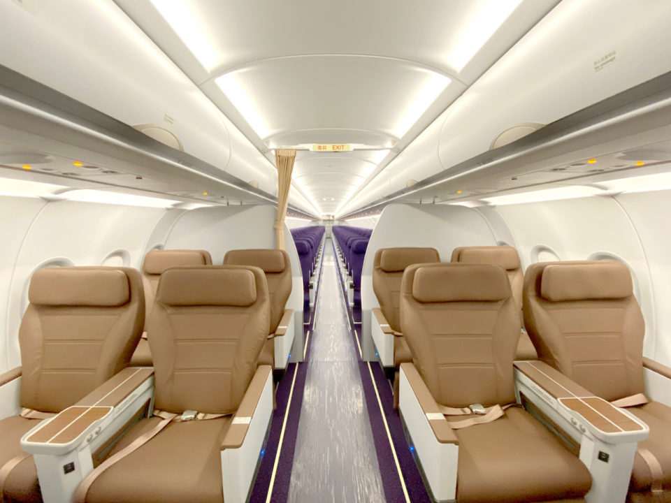 Sièges BL3530 SWIFT en Business à bord de l'A320neo Juneyao Air