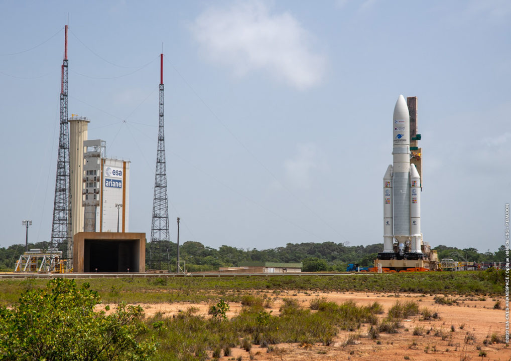[VA252] Ariane 5 sur son pas de tir à Kourou