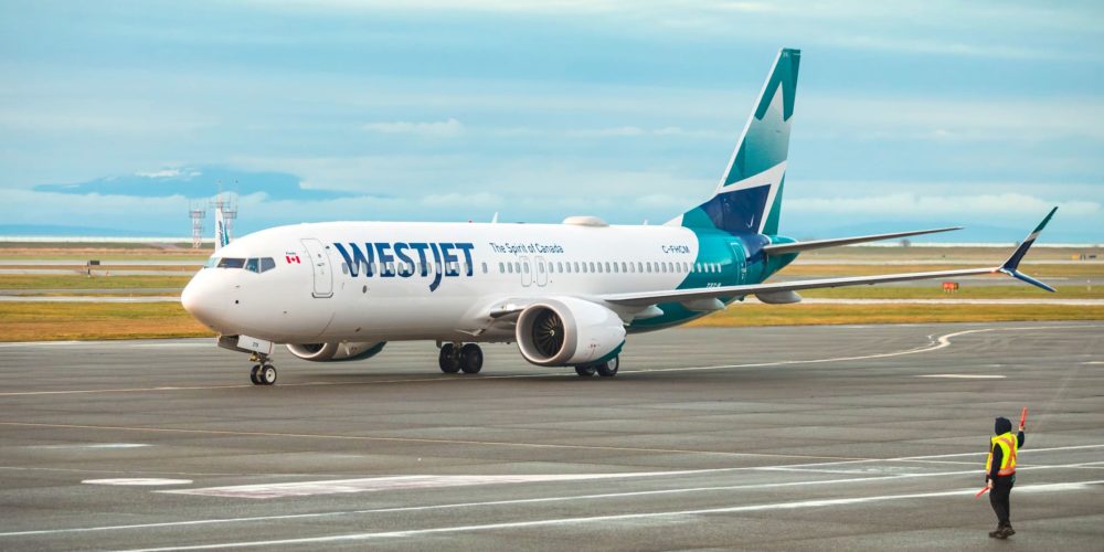 737 MAX 8 WestJet