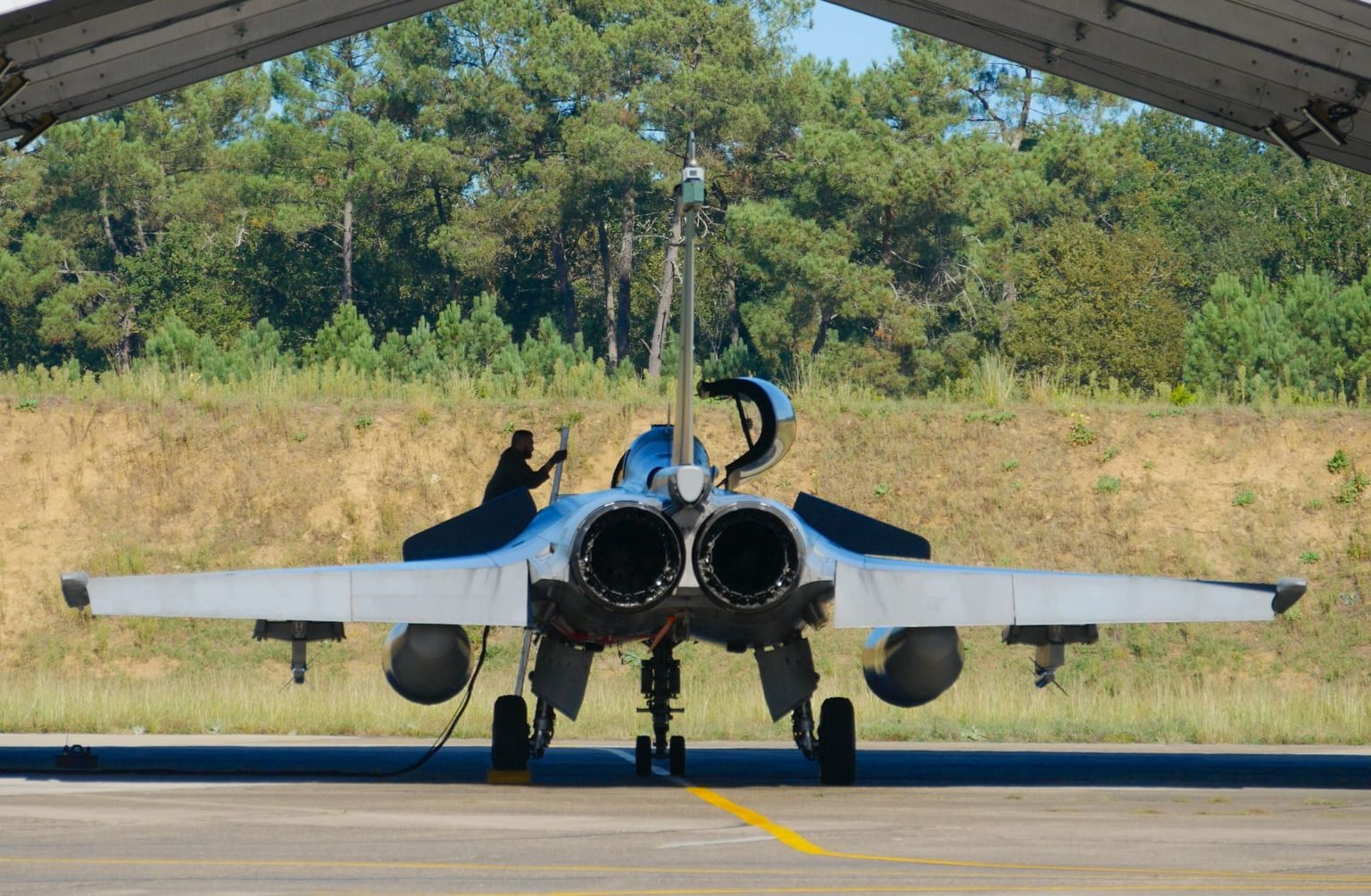 Dassault : 100 Commandes Et 55 Livraisons De Rafale Ou Falcon En 2021 ...