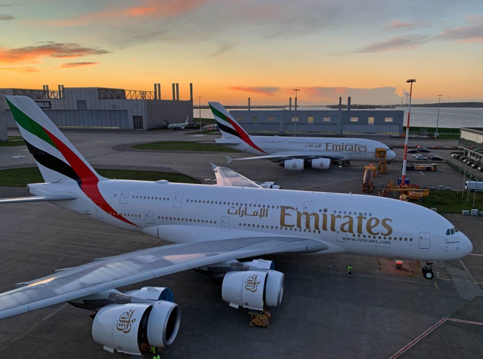 Les deux derniers A380 Emirates sur le tarmac de Hambourg