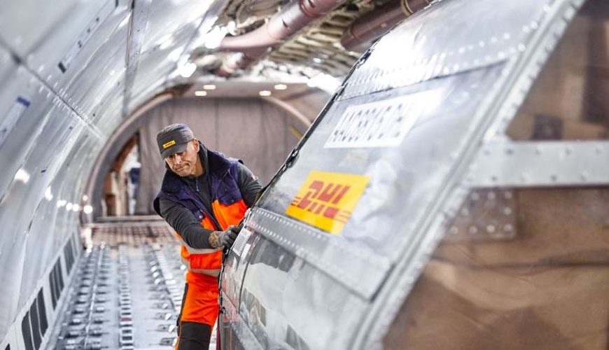 Soute avion DHL