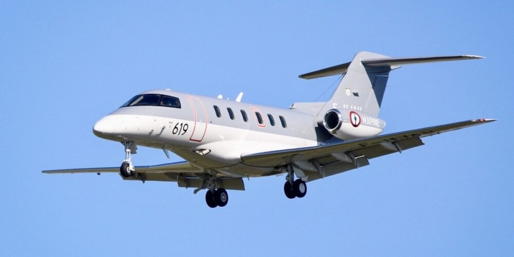 Marine Nationale PC-24 à son arrivée sur la base de Landivisiau (France) le 17 mars 2026