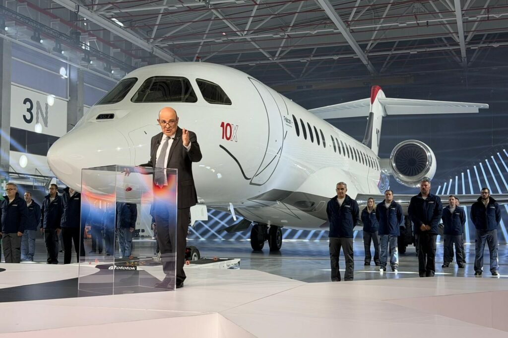Roll out Falcon 10X Dassault Aviation
