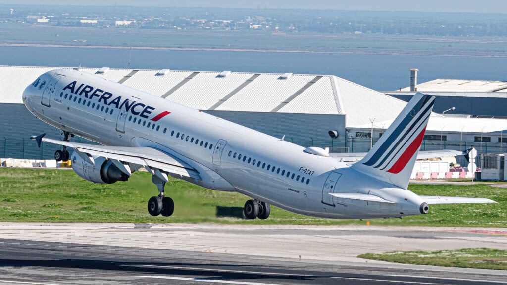 Air France A321-200 © south.jets sous(CC BY-NC-ND 2.0)