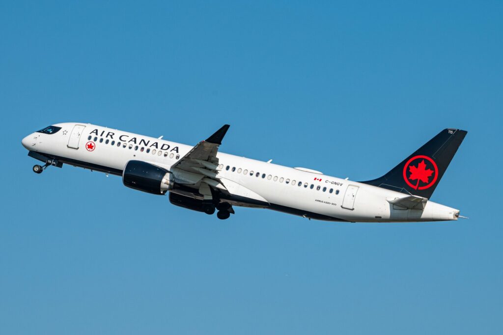 Air Canada A320-300